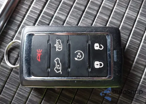 2022 Jeep Wagoneer Series Iii 4X4 from USA, damaged, VIN 1C4SJVDT5NS140953